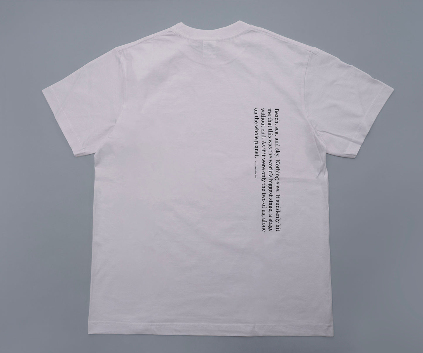 “Kyrie" Camiseta